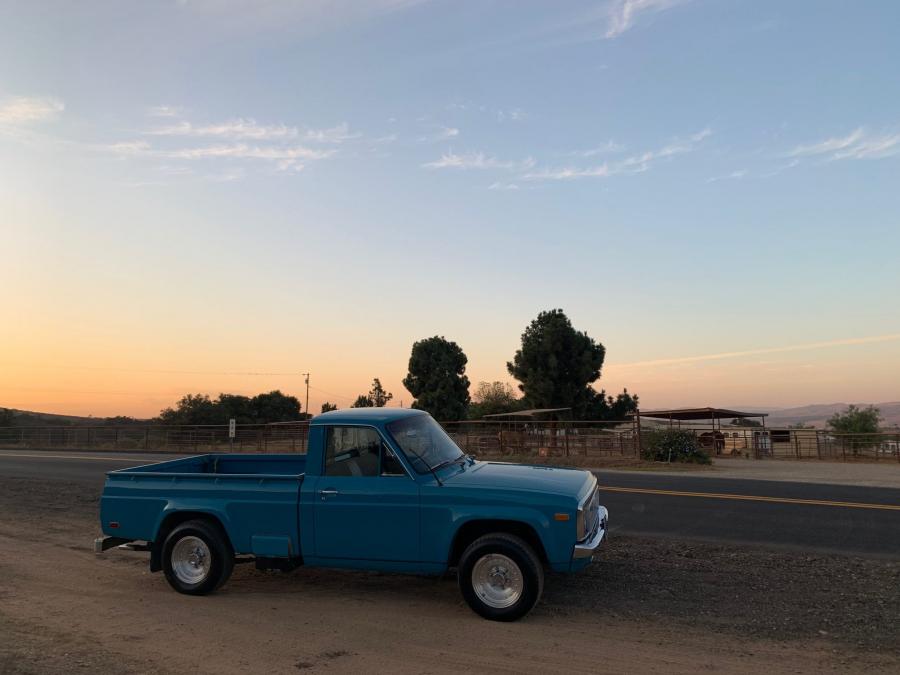  Mazda B1500 1974 года  (фото 5 из 111)
